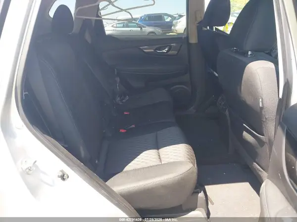KNMAT2MV0JP552734 2018 NISSAN ROGUE - Image 8