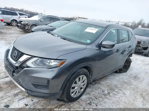 KNMAT2MV0JP552944 2018 NISSAN ROGUE - Image 2