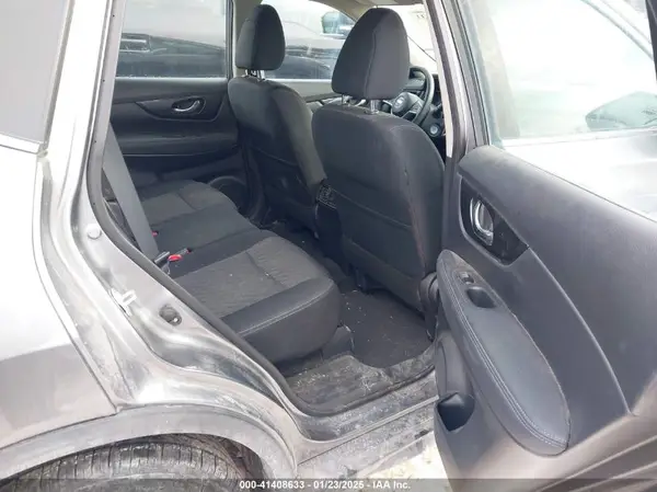 KNMAT2MV0JP552944 2018 NISSAN ROGUE - Image 8