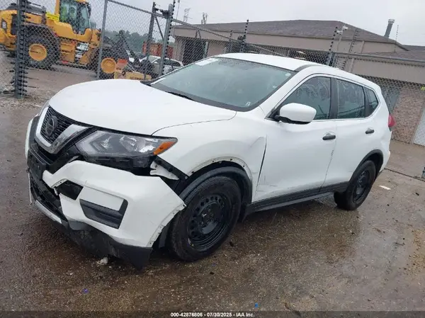 KNMAT2MV0JP553477 2018 NISSAN ROGUE - Image 2