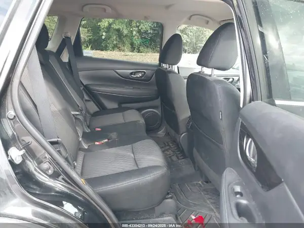 KNMAT2MV0JP555701 2018 NISSAN ROGUE - Image 8