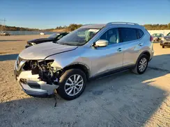 KNMAT2MV0JP568576 2018 NISSAN ROGUE