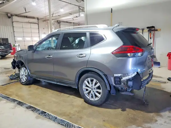 KNMAT2MV0JP569209 2018 NISSAN ROGUE - Image 2
