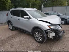 KNMAT2MV0JP569663 2018 NISSAN ROGUE
