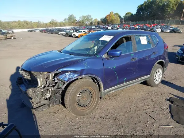 KNMAT2MV0JP571395 2018 NISSAN ROGUE - Image 2