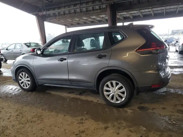 KNMAT2MV0JP575561 2018 NISSAN ROGUE - Image 2