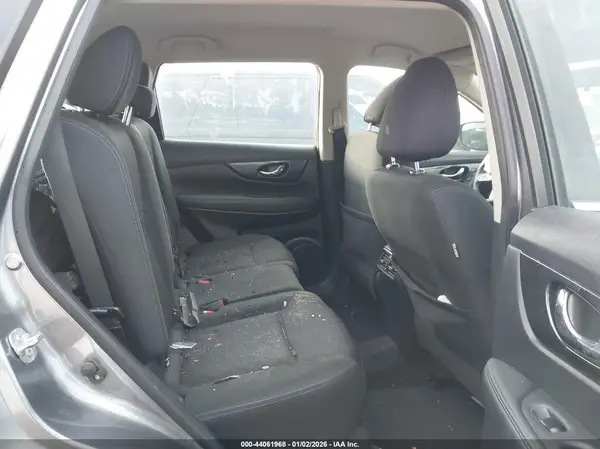 KNMAT2MV0JP579772 2018 NISSAN ROGUE - Image 8