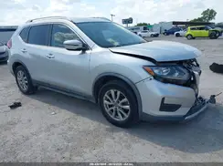 KNMAT2MV0JP593722 2018 NISSAN ROGUE