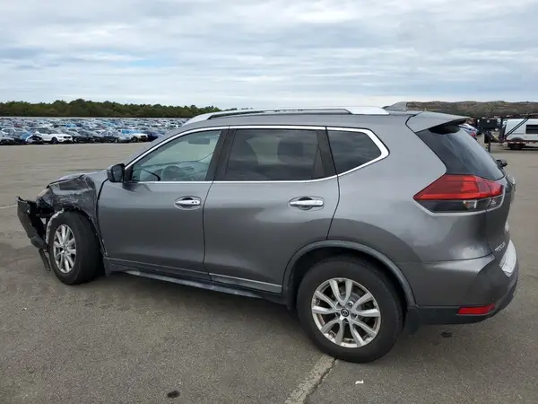 KNMAT2MV0JP595275 2018 NISSAN ROGUE - Image 2