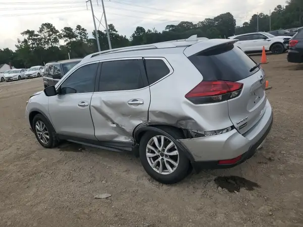 KNMAT2MV0JP601396 2018 NISSAN ROGUE - Image 2