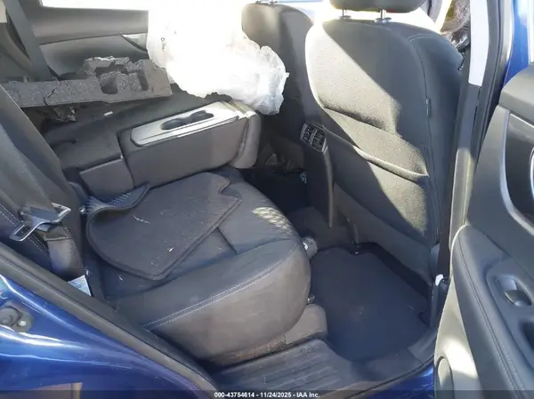 KNMAT2MV0JP606033 2018 NISSAN ROGUE - Image 8