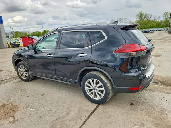 KNMAT2MV0JP606162 2018 NISSAN ROGUE - Image 2