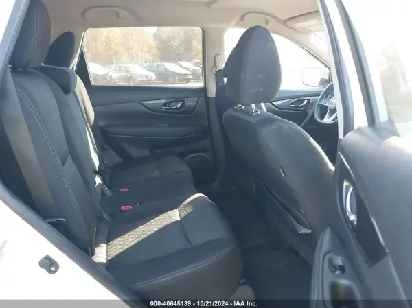 KNMAT2MV0JP607148 2018 NISSAN ROGUE - Image 8