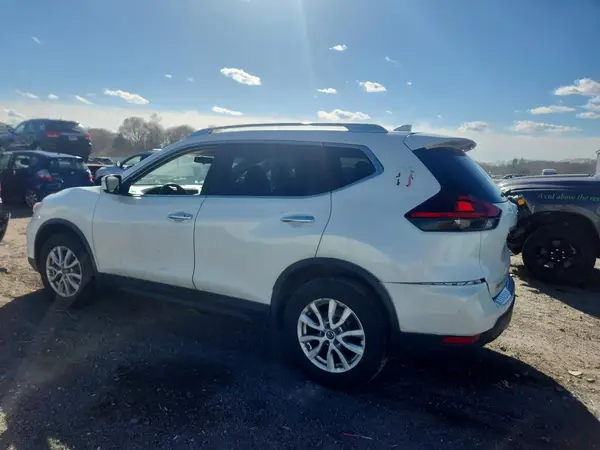 KNMAT2MV0JP607439 2018 NISSAN ROGUE - Image 2