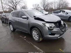 KNMAT2MV0JP608624 2018 NISSAN ROGUE
