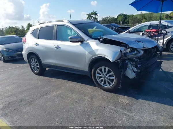 KNMAT2MV0JP609224 2018 NISSAN ROGUE - Image 1