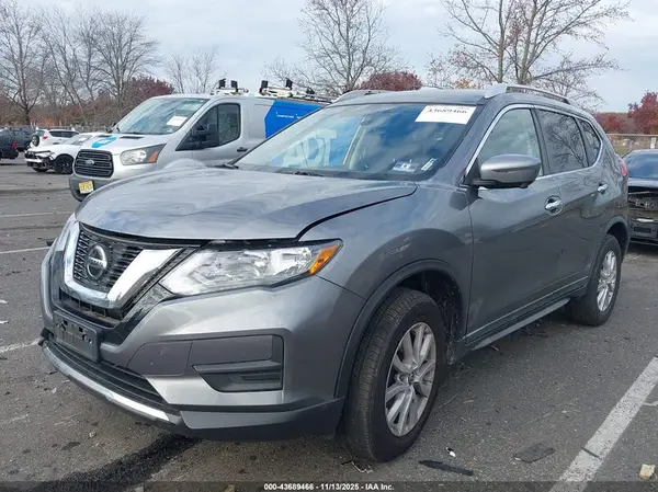 KNMAT2MV0JP609790 2018 NISSAN ROGUE - Image 2