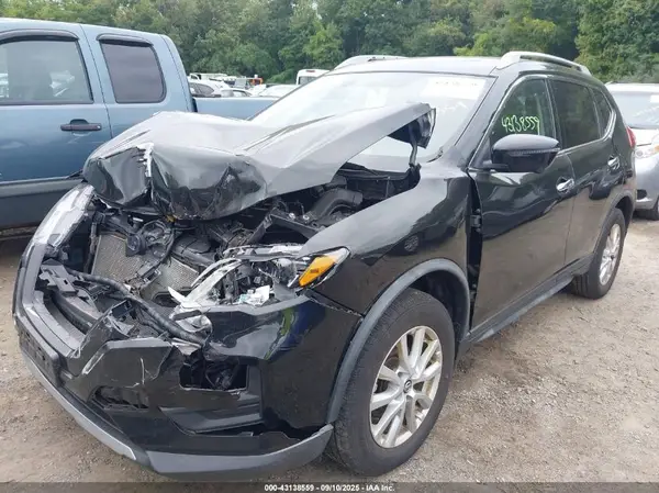 KNMAT2MV0JP612396 2018 NISSAN ROGUE - Image 2