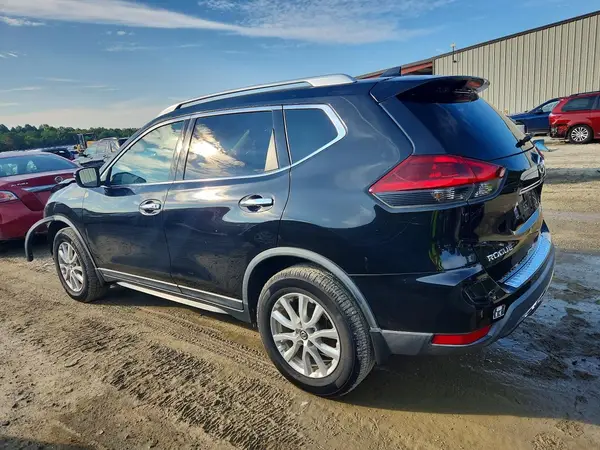 KNMAT2MV0JP614911 2018 NISSAN ROGUE - Image 2