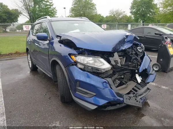 KNMAT2MV0JP618666 2018 NISSAN ROGUE - Image 1