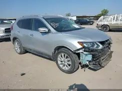 KNMAT2MV0JP619557 2018 NISSAN ROGUE