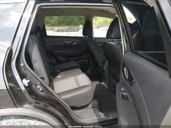 KNMAT2MV0KP500666 2019 NISSAN ROGUE - Image 8