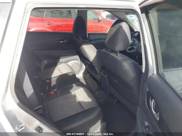 KNMAT2MV0KP503650 2019 NISSAN ROGUE - Image 8