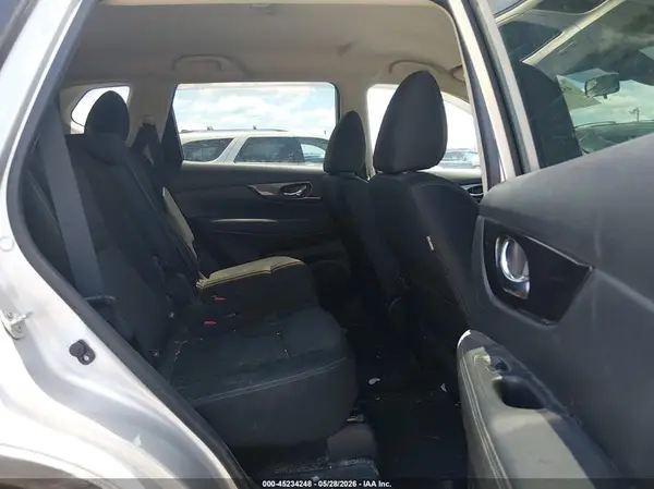 KNMAT2MV0KP520223 2019 NISSAN ROGUE - Image 8