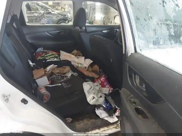 KNMAT2MV0KP535692 2019 NISSAN ROGUE - Image 8