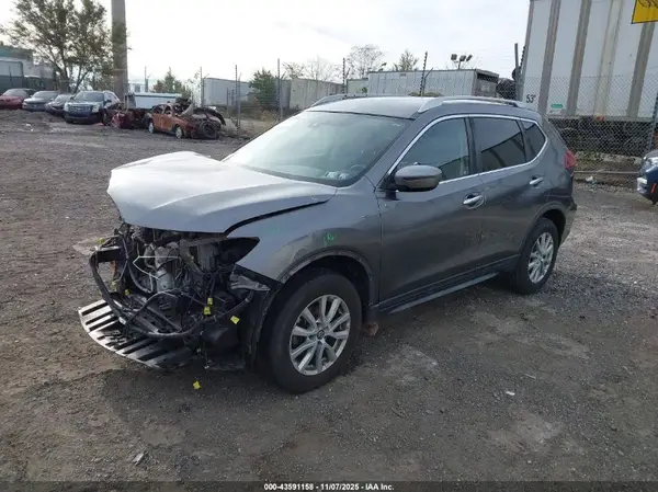 KNMAT2MV0KP548605 2019 NISSAN ROGUE - Image 2