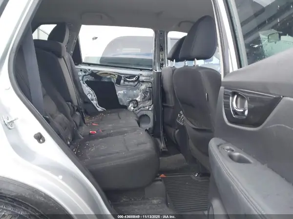 KNMAT2MV0KP553190 2019 NISSAN ROGUE - Image 8
