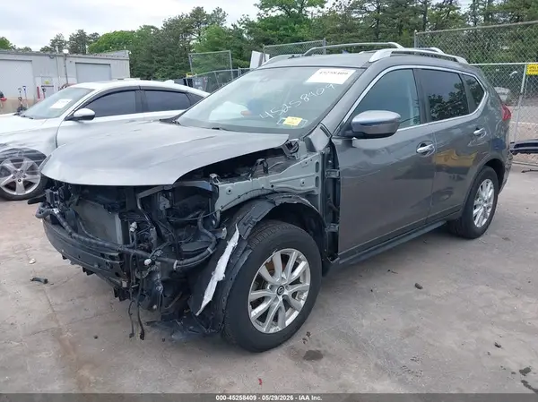 KNMAT2MV0KP558096 2019 NISSAN ROGUE - Image 2