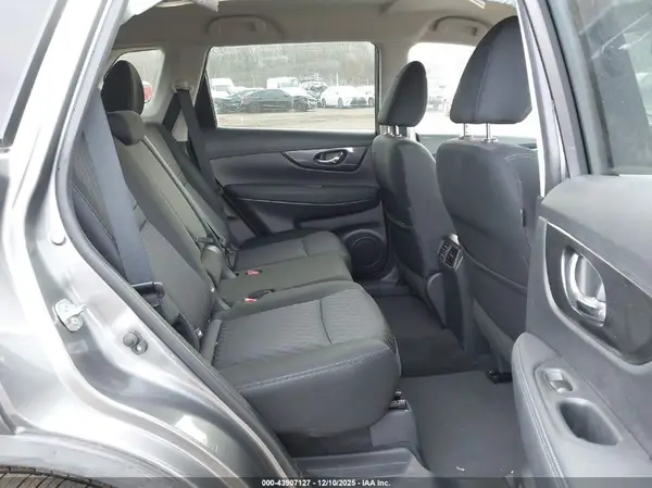 KNMAT2MV0KP559409 2019 NISSAN ROGUE - Image 8