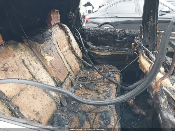 KNMAT2MV0KP560396 2019 NISSAN ROGUE - Image 8