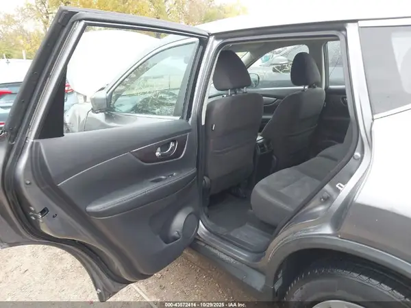 KNMAT2MV1GP604672 2016 NISSAN ROGUE - Image 8