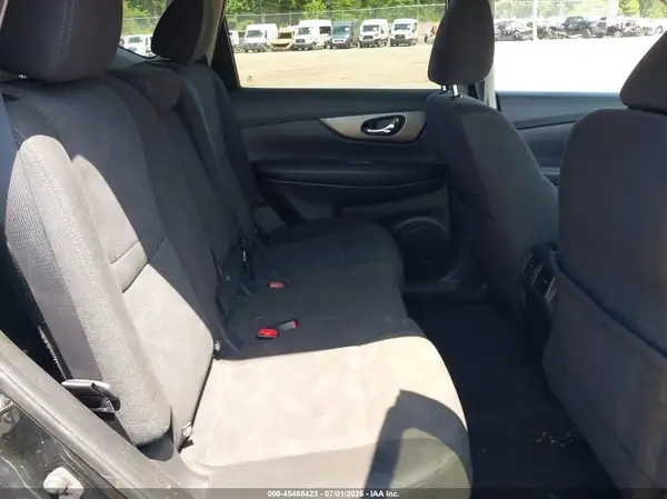 KNMAT2MV1GP623125 2016 NISSAN ROGUE - Image 8