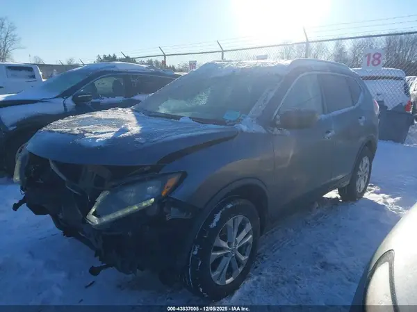 KNMAT2MV1GP638241 2016 NISSAN ROGUE - Image 2