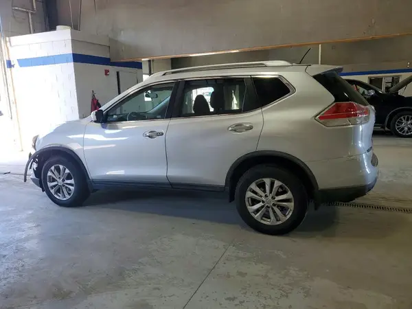KNMAT2MV1GP638885 2016 NISSAN ROGUE - Image 2