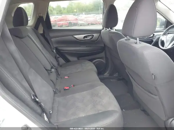 KNMAT2MV1GP650132 2016 NISSAN ROGUE - Image 8