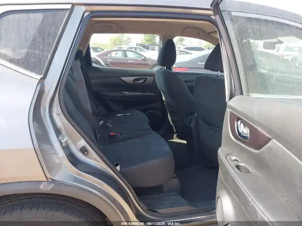 KNMAT2MV1GP651202 2016 NISSAN ROGUE - Image 8
