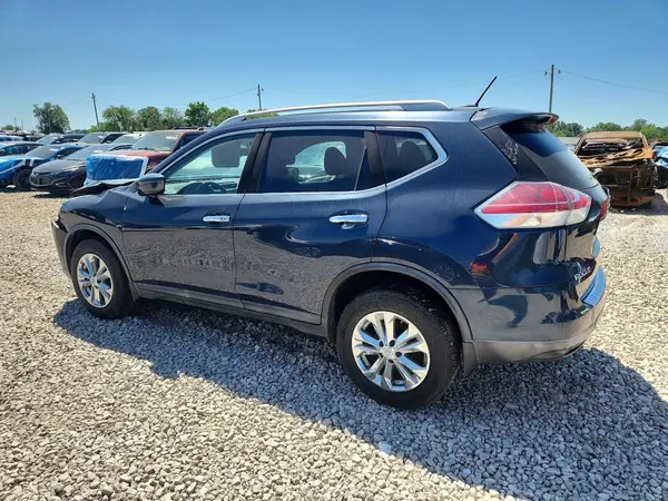 KNMAT2MV1GP653709 2016 NISSAN ROGUE - Image 2