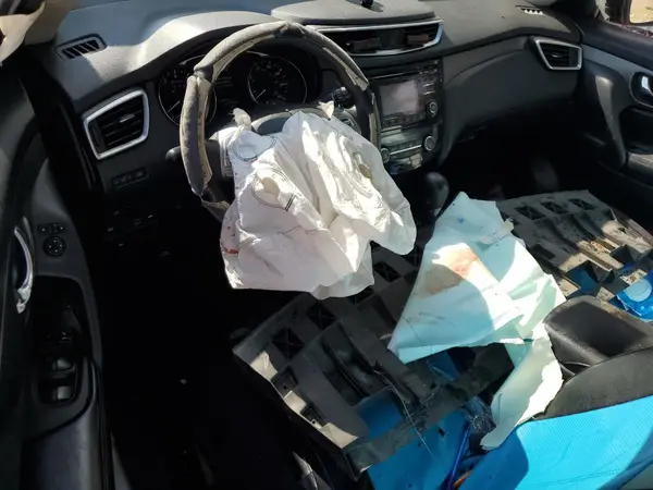 KNMAT2MV1GP658246 2016 NISSAN ROGUE - Image 8