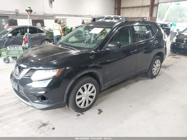 KNMAT2MV1GP666069 2016 NISSAN ROGUE - Image 2