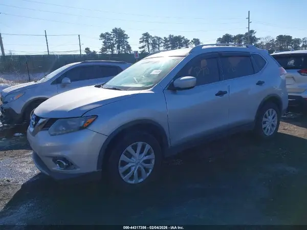 KNMAT2MV1GP676455 2016 NISSAN ROGUE - Image 2