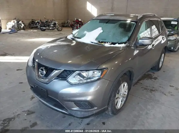 KNMAT2MV1GP678688 2016 NISSAN ROGUE - Image 2