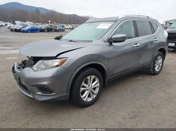 KNMAT2MV1GP681106 2016 NISSAN ROGUE - Image 2