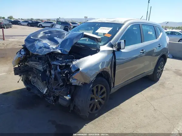 KNMAT2MV1GP688637 2016 NISSAN ROGUE - Image 2