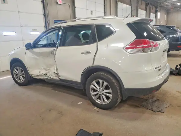 KNMAT2MV1GP692137 2016 NISSAN ROGUE - Image 2