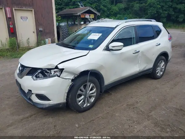 KNMAT2MV1GP700253 2016 NISSAN ROGUE - Image 2