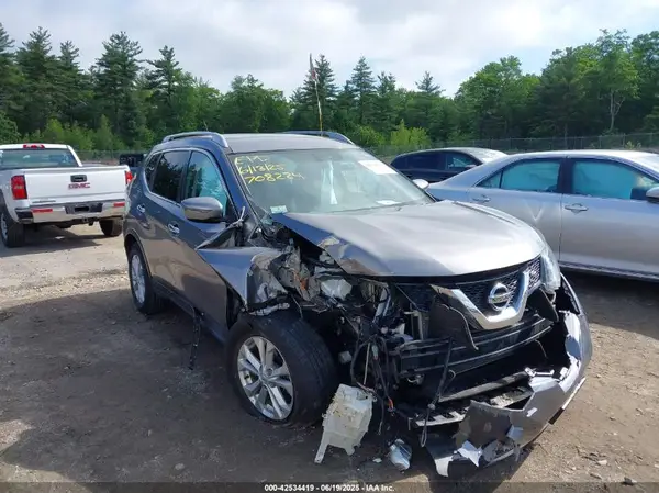KNMAT2MV1GP708224 2016 NISSAN ROGUE - Image 1